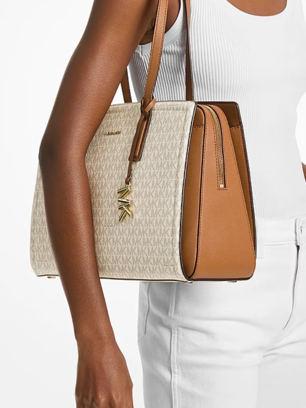Michael Kors Signature Tote in Vanilla and Acorn - Picture 1 of 10